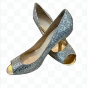 Nine West Silver Glitter Peep Toe Heels Size 7.5